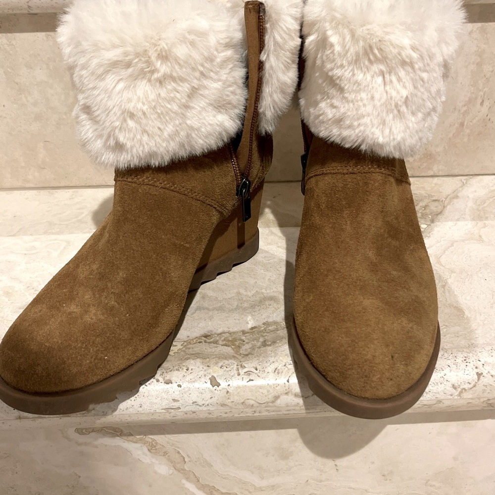 UGG Koolaburra By UGG®  Women’s Elladine CHESTNUT Size 7 Style 1124194 Near Mint